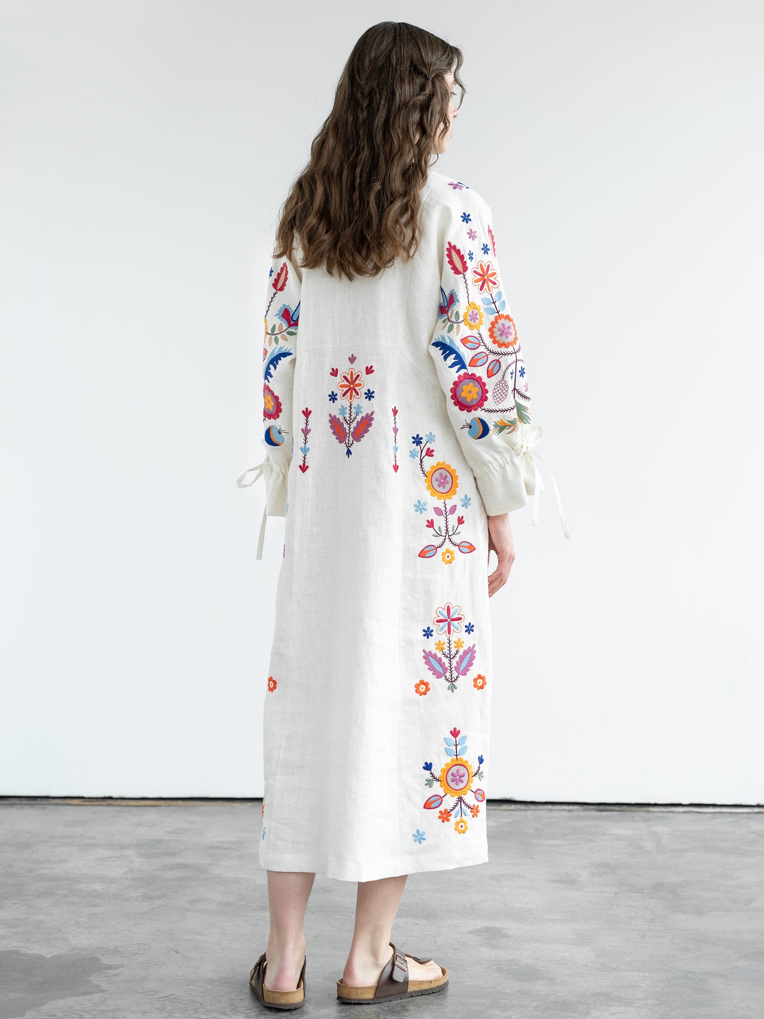 ETNODIM White linen dress with floral embroidery Sobachko