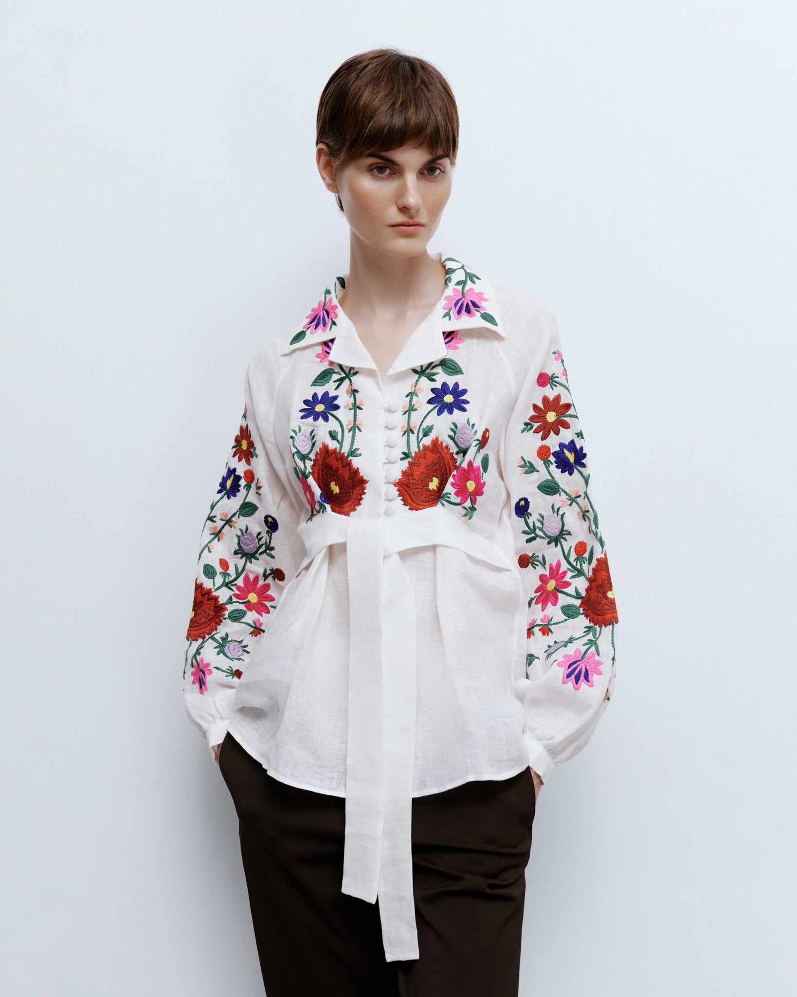 GAPTUVALNYA NAGIDKY MULTICOLOR EMBROIDERED BLOUSE