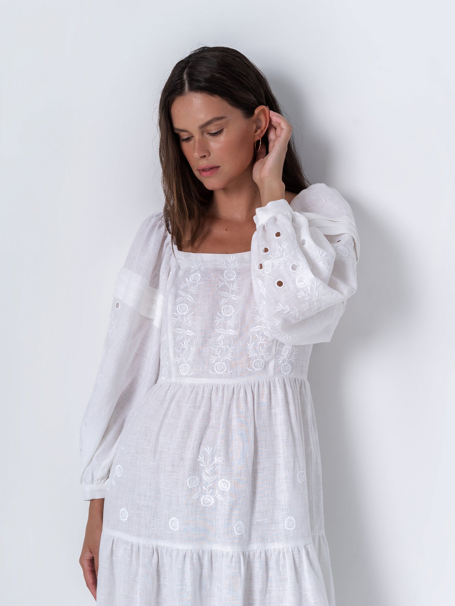 ETNODIM White linen embroidered dress Myt