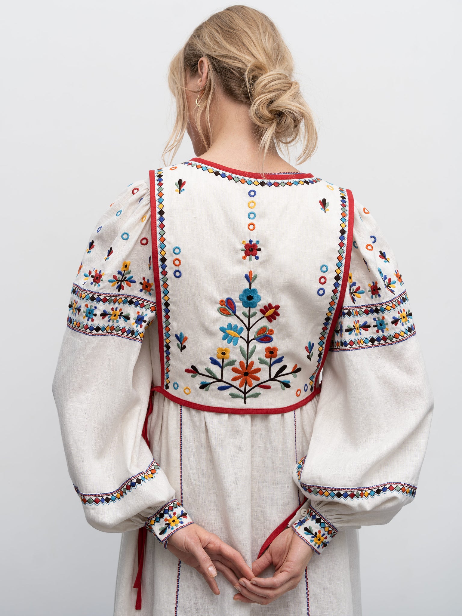 ETNODIM Linen embroidered vest with ties Yaryna vest