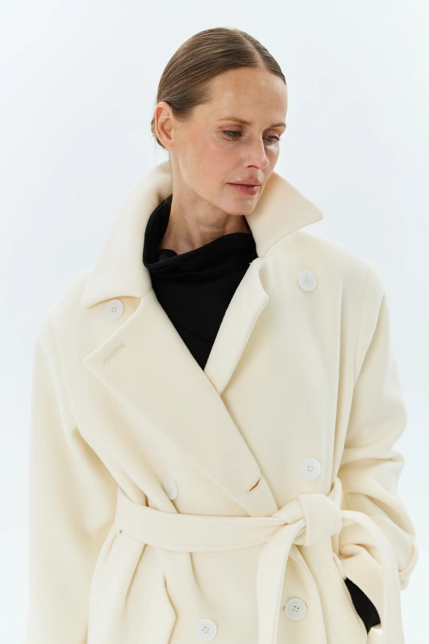 NAZARELLI MILK-COLOURED DOUBLE-BREASTED TRENCH COAT